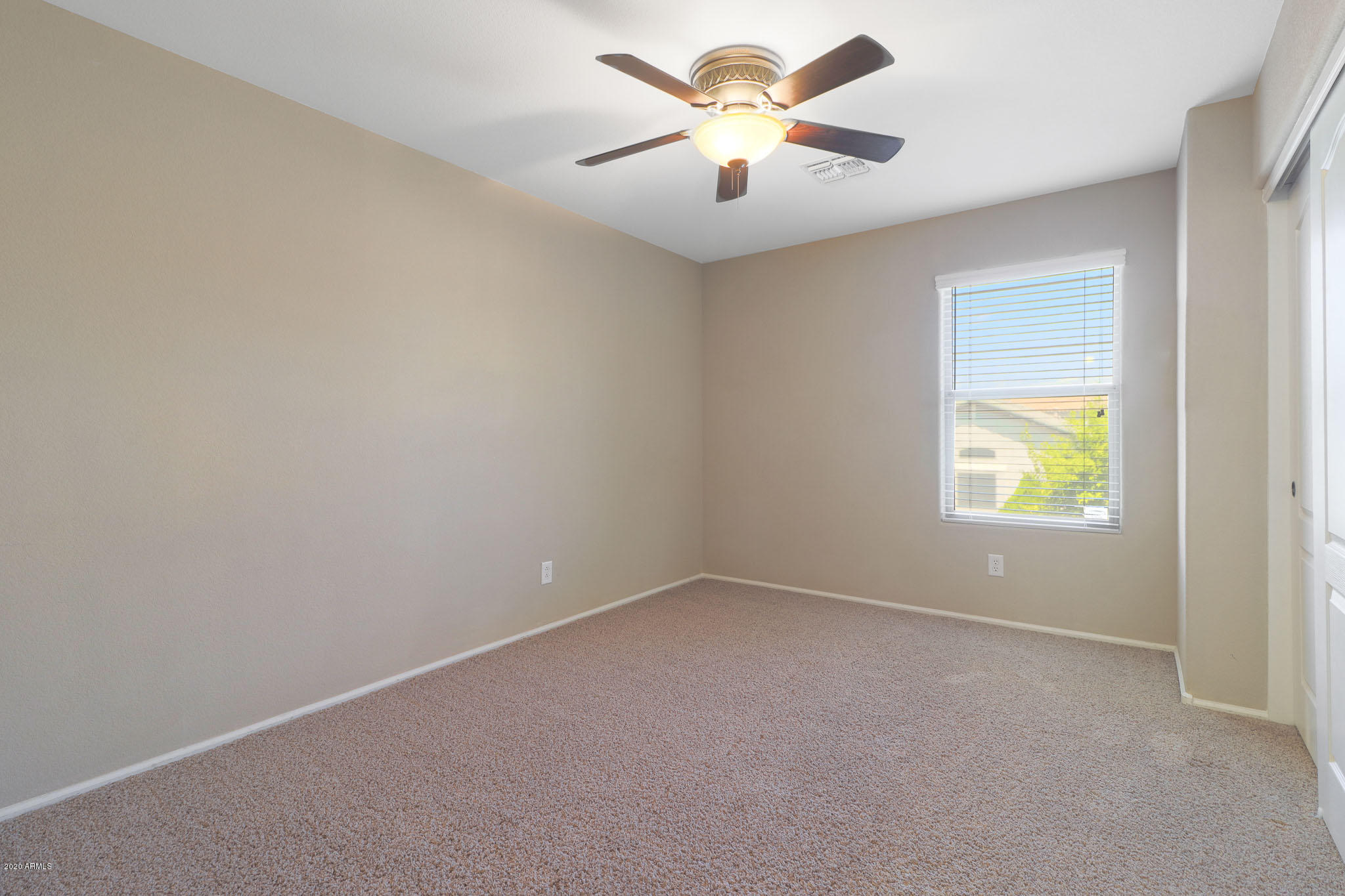 2418 West Via Dona Road Phoenix, AZ 85085 - Photo 20 of 26 B (20)