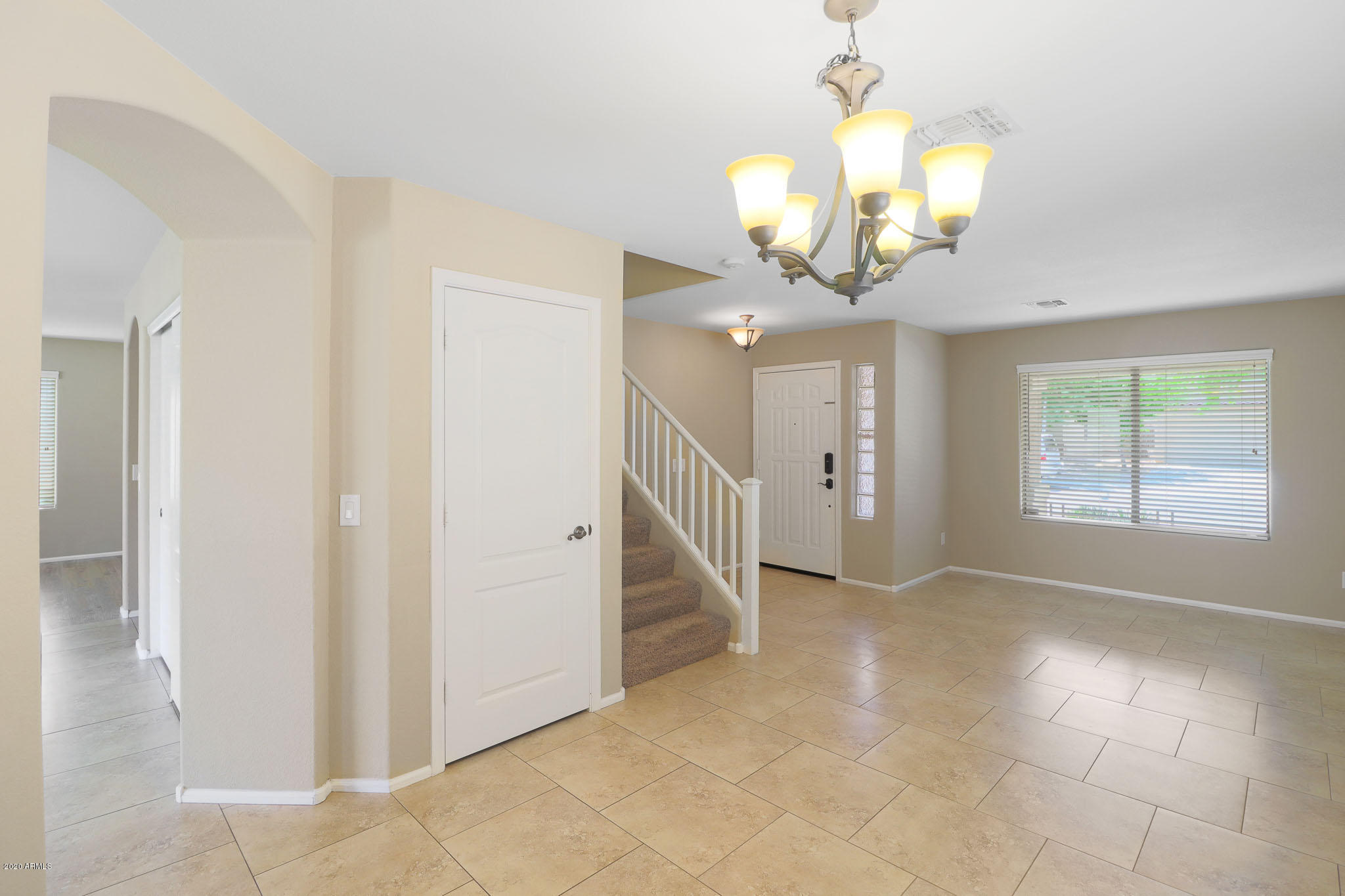 2418 West Via Dona Road Phoenix, AZ 85085 - Photo 4 of 26 B (2)