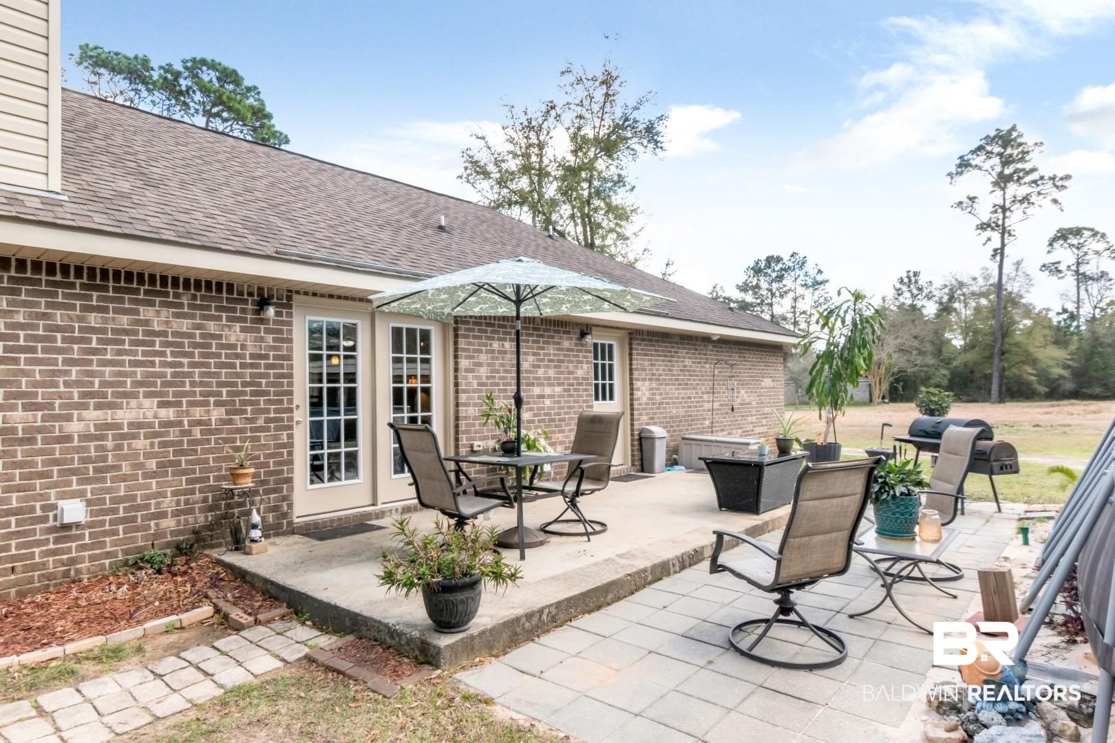 11528 Mocking Bird Lane Fairhope, AL 36532 - Photo 26 of 45 View of patio