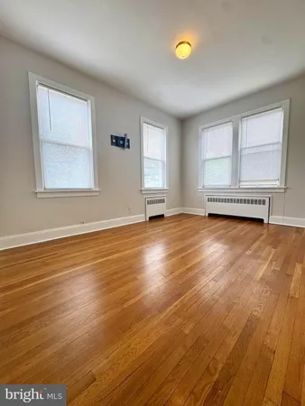 $1,400 | 1 Dickinson Street, Woodstown, NJ 08098