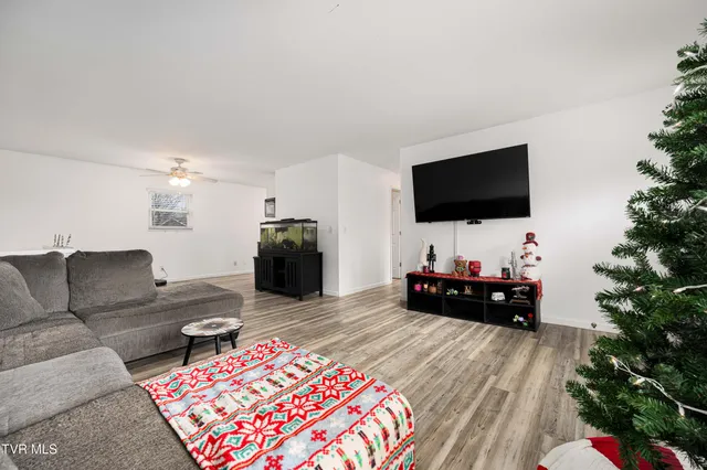 $282,500 | 121 Valley Circle, Gray, TN 37615