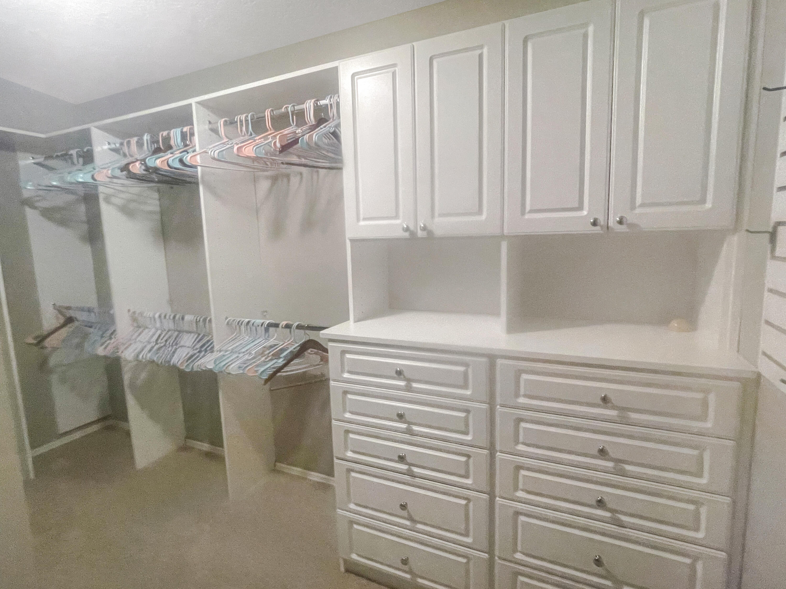 1641 Strathmore Circle Mount Dora, FL 32757 - Photo 16 of 21 a bathroom with a sink and a mirror