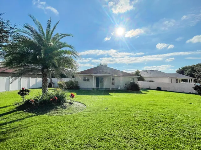 $3,000 | 1641 Strathmore Circle, Mount Dora, FL 32757