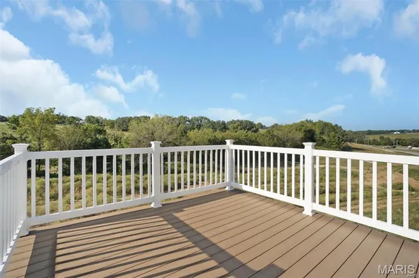 $335,000 | 173 Hank's Close, Unit 173 STB, Washington, MO 63090