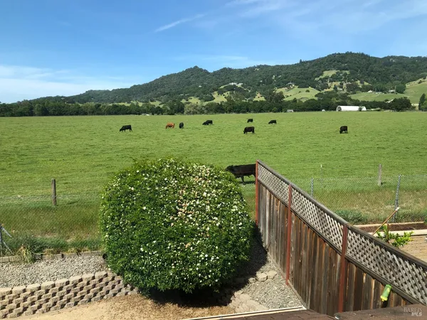 $735,000 | 1508 Gladstone Way, Rohnert Park, CA 94928