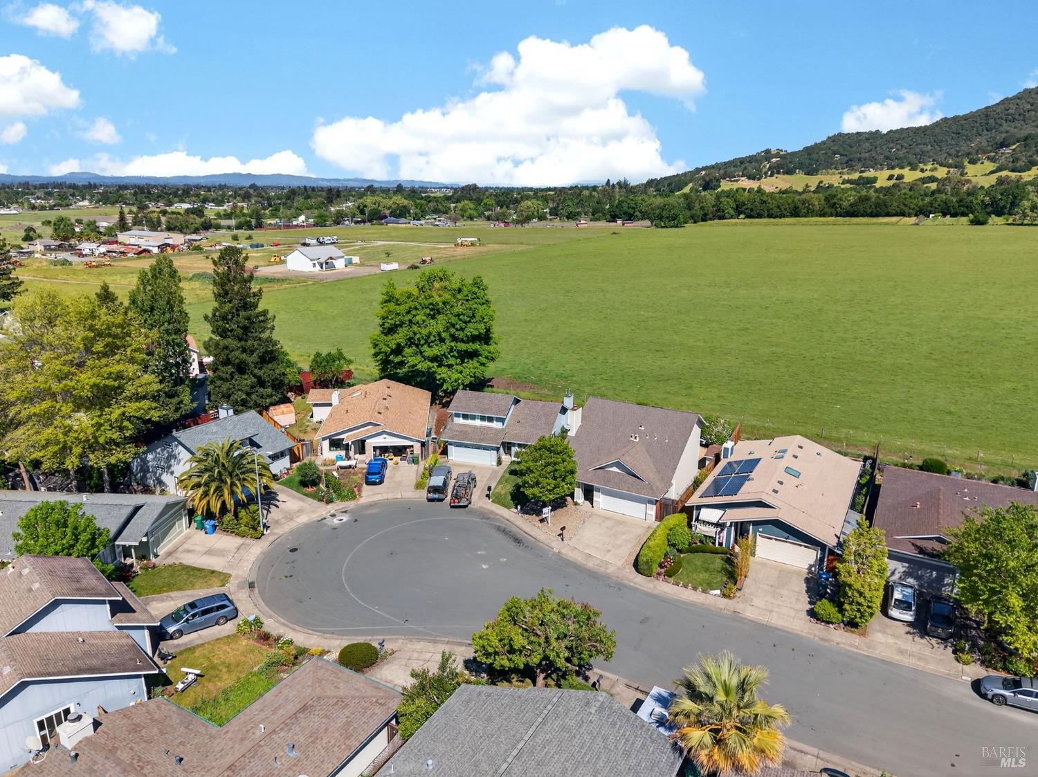 1508 Gladstone Way Rohnert Park, CA 94928 - Photo 21 of 53