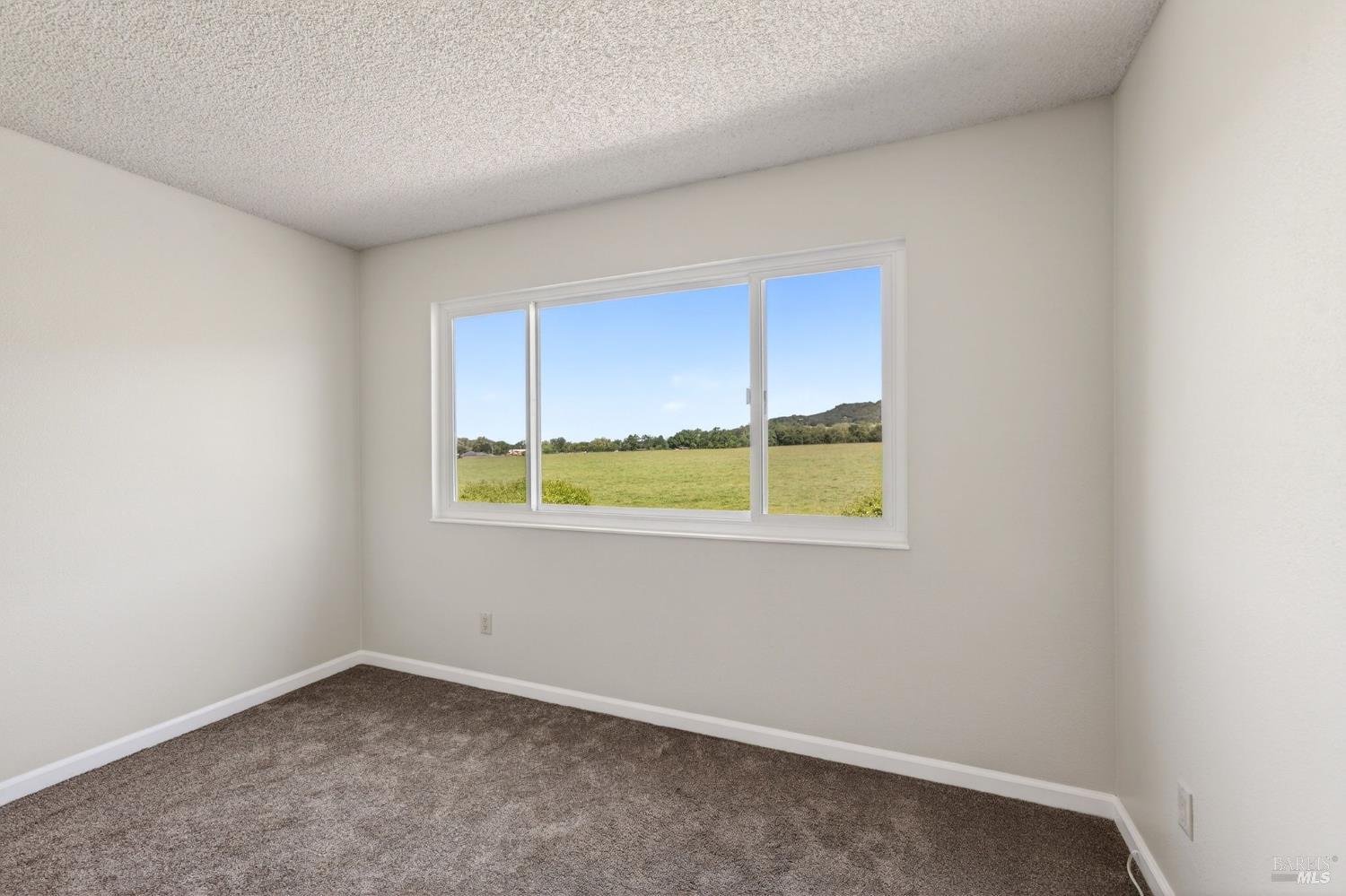 1508 Gladstone Way Rohnert Park, CA 94928 - Photo 32 of 53