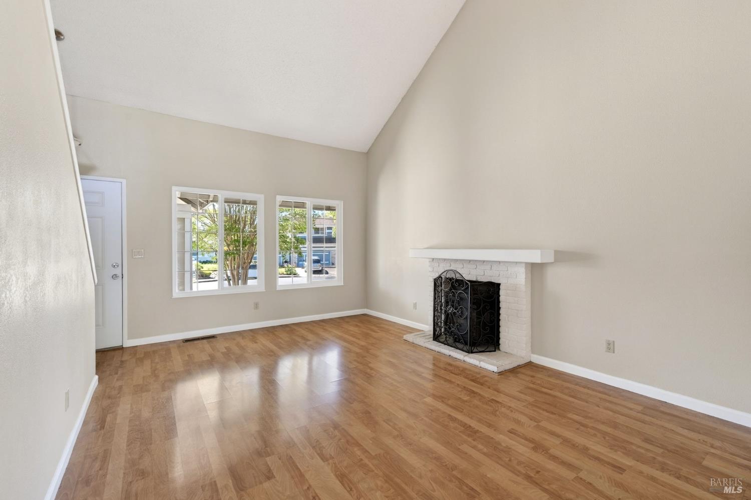 1508 Gladstone Way Rohnert Park, CA 94928 - Photo 5 of 53