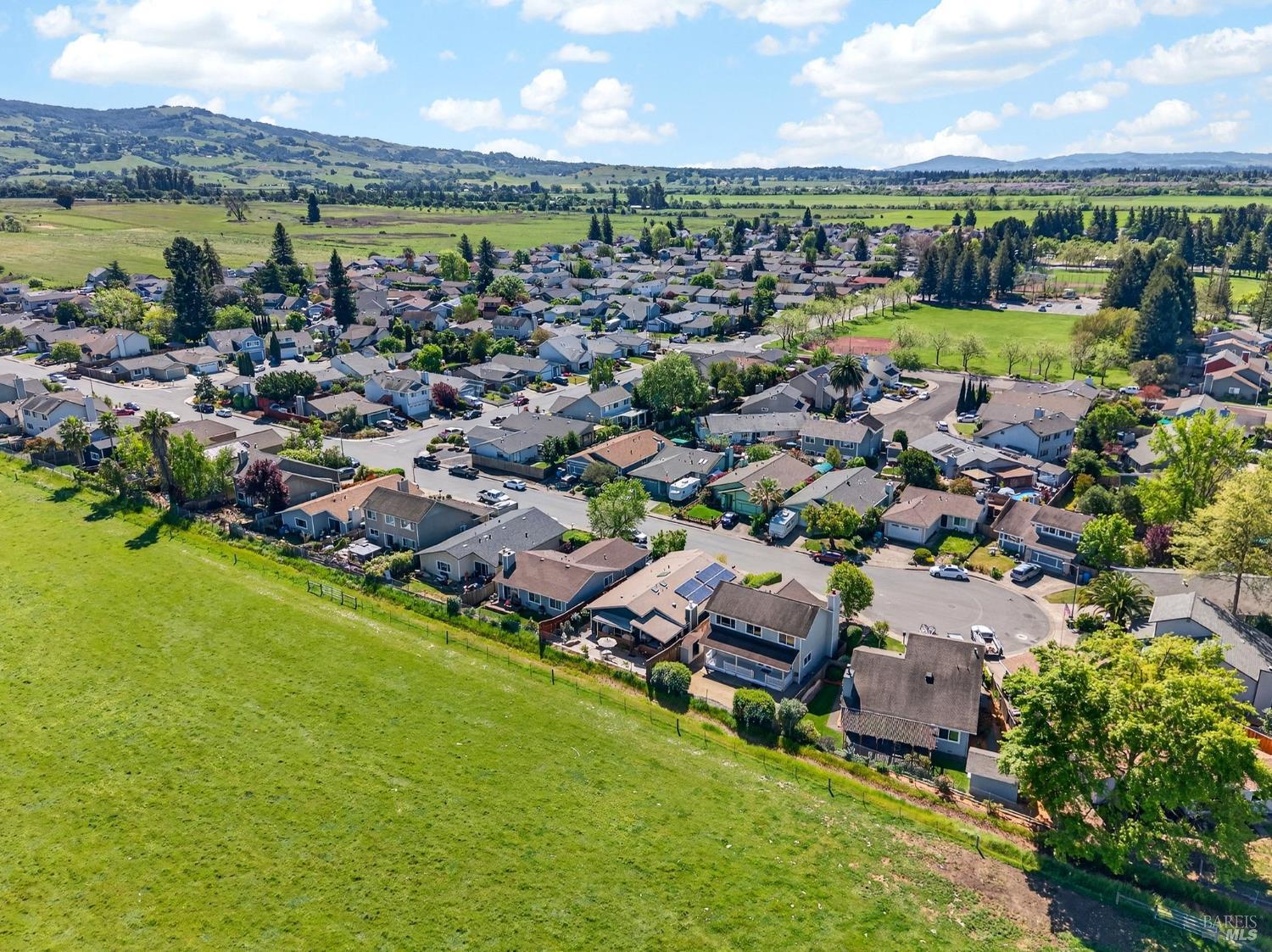 1508 Gladstone Way Rohnert Park, CA 94928 - Photo 51 of 53