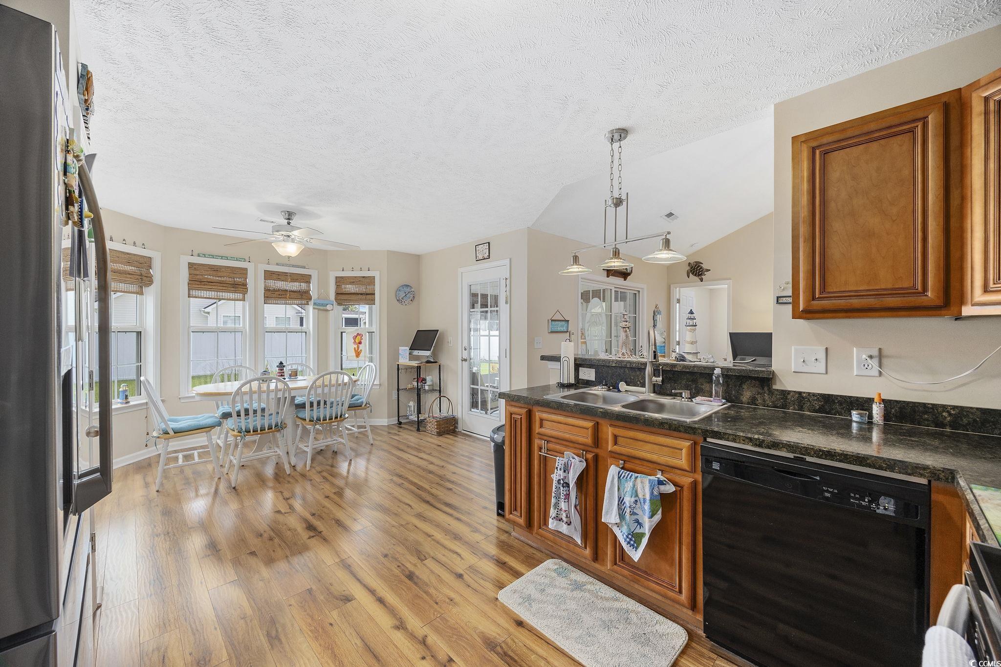 271 Four Leaf Lane Murrells Inlet, SC 29576 - Photo 12 of 35 Gallery Image 12