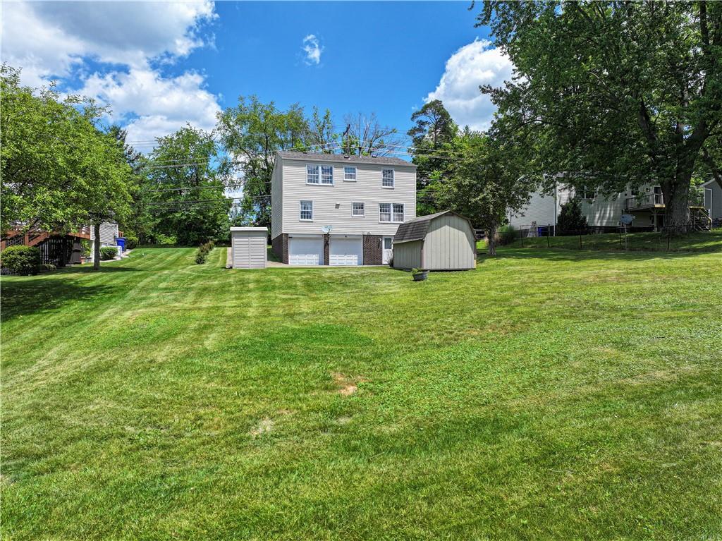 512 Aten Road Coraopolis, PA 15108 - Photo 4 of 30
