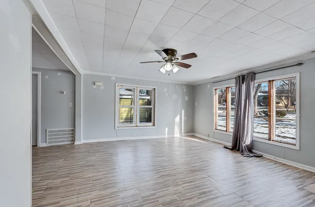 $200,000 | 18040 Springfield Avenue, Hazel Crest, IL 60429