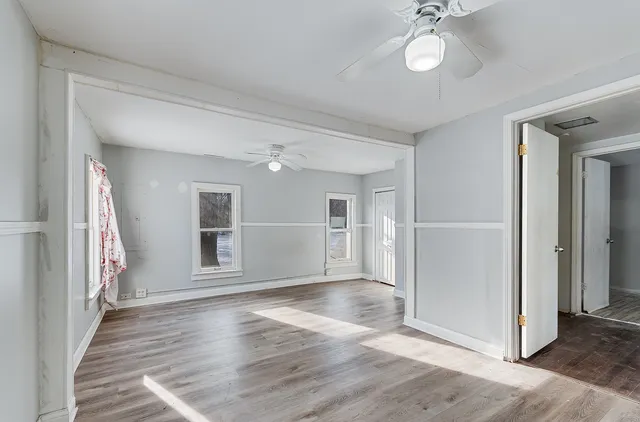 $200,000 | 18040 Springfield Avenue, Hazel Crest, IL 60429