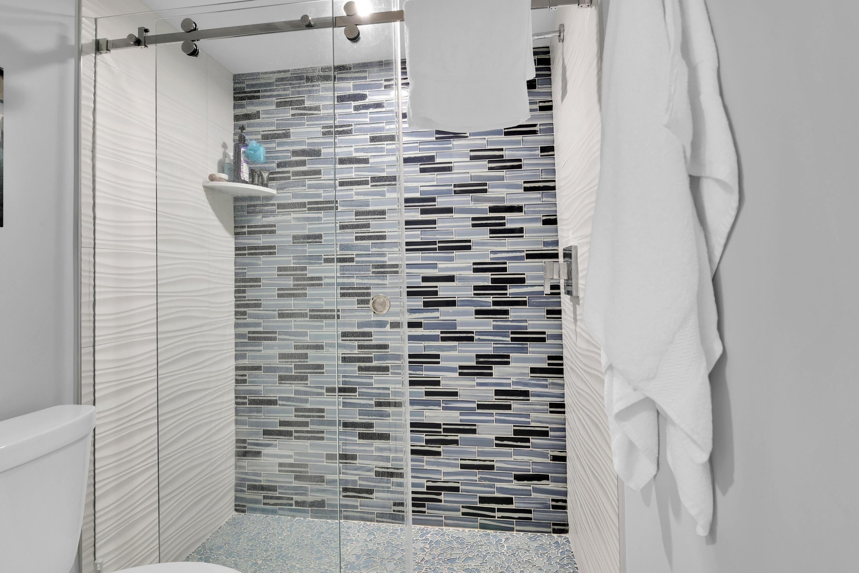859 Jeffery Street, Unit 202 Boca Raton, FL 33487 - Photo 28 of 94 859 Jeffery St 202 pic 5