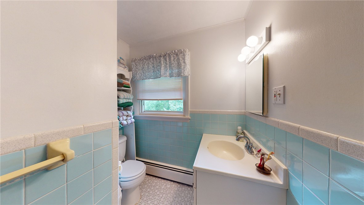 100 Fenner Hill Road Hopkinton, RI 02832 - Photo 23 of 34