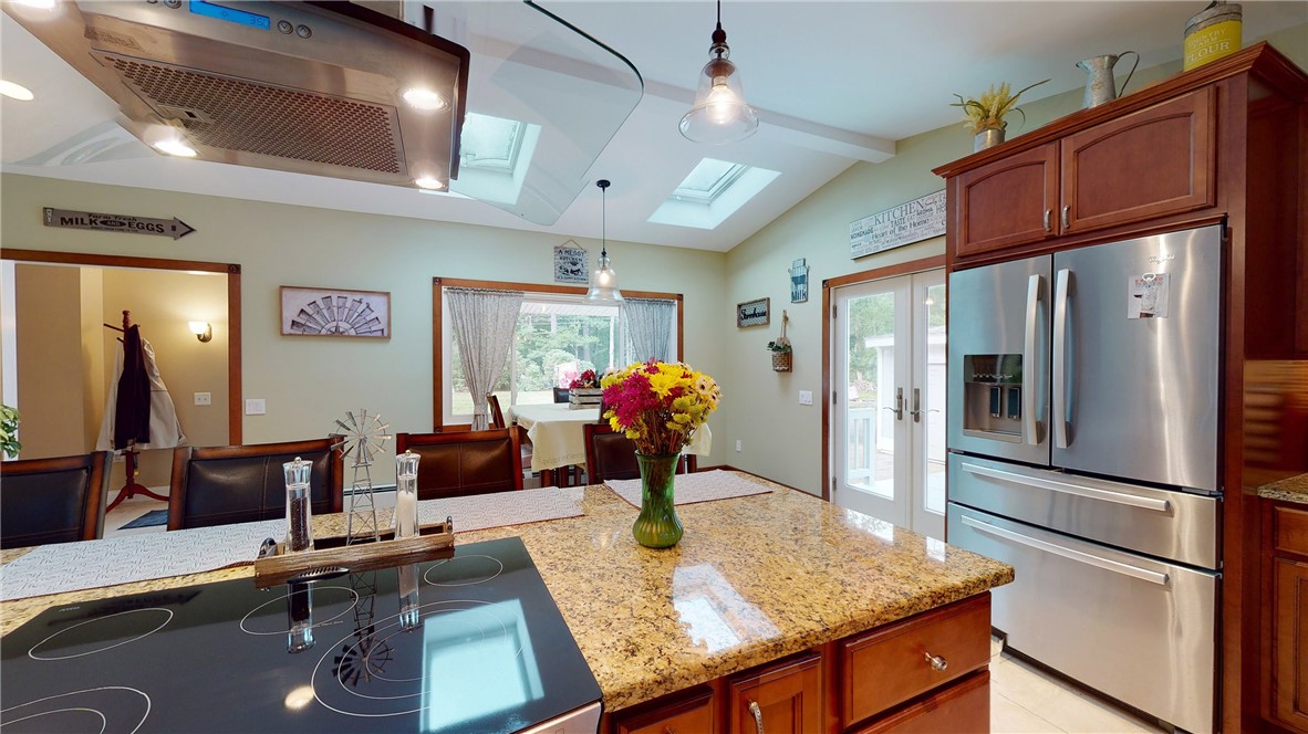 100 Fenner Hill Road Hopkinton, RI 02832 - Photo 5 of 34
