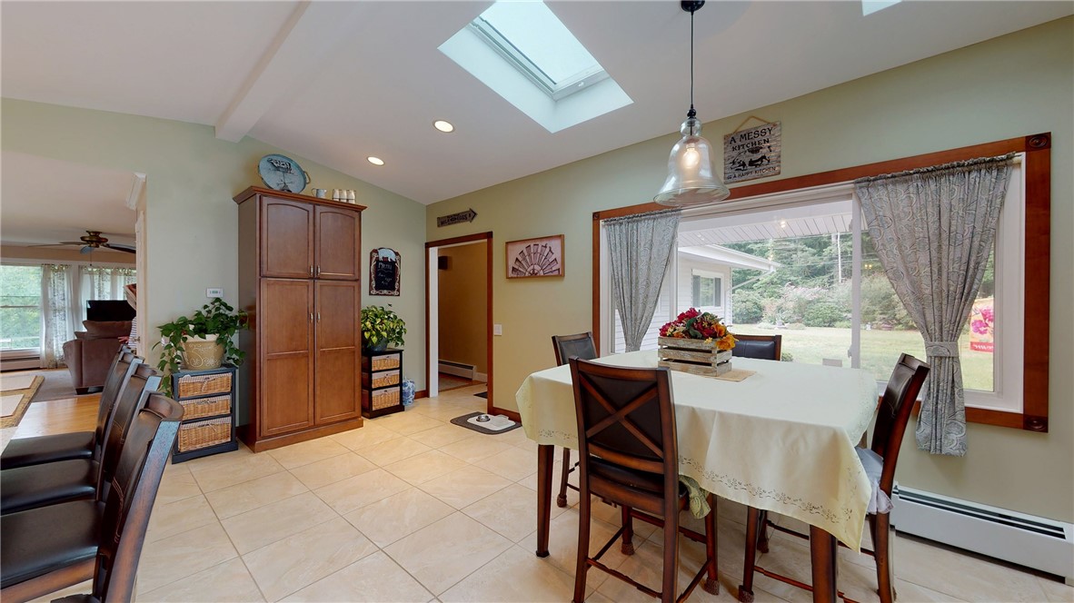 100 Fenner Hill Road Hopkinton, RI 02832 - Photo 6 of 34