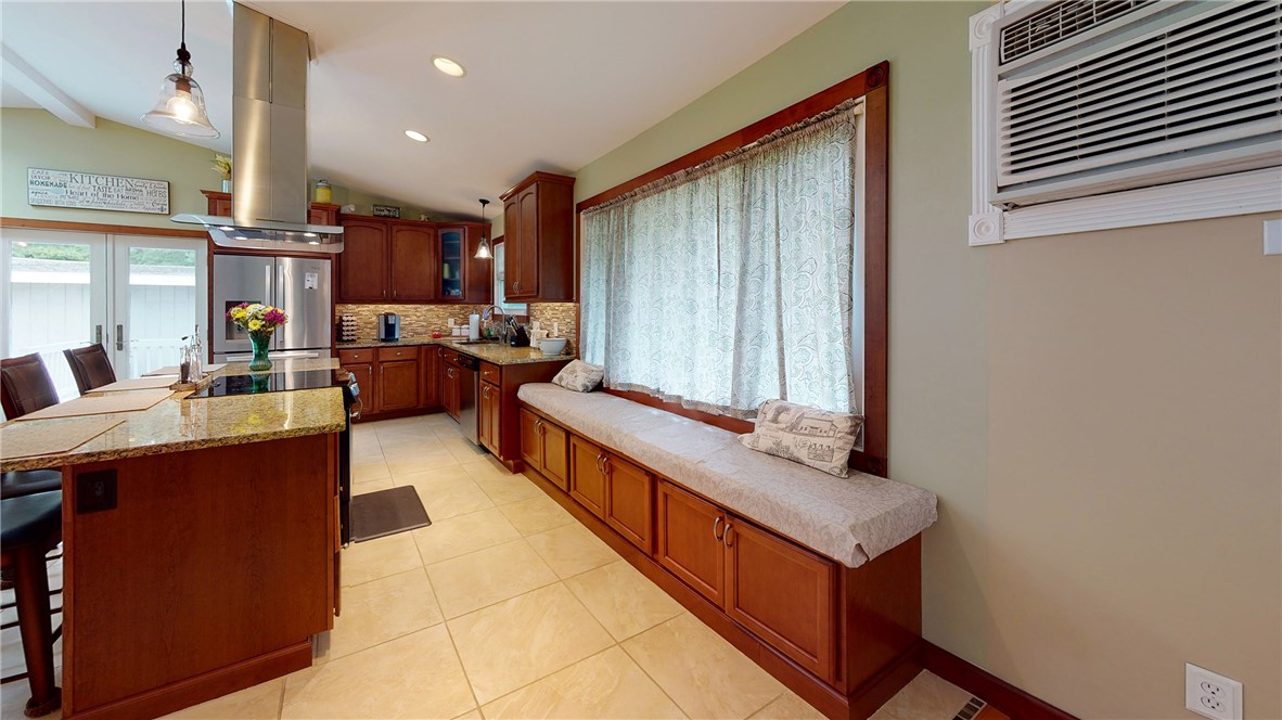 100 Fenner Hill Road Hopkinton, RI 02832 - Photo 8 of 34