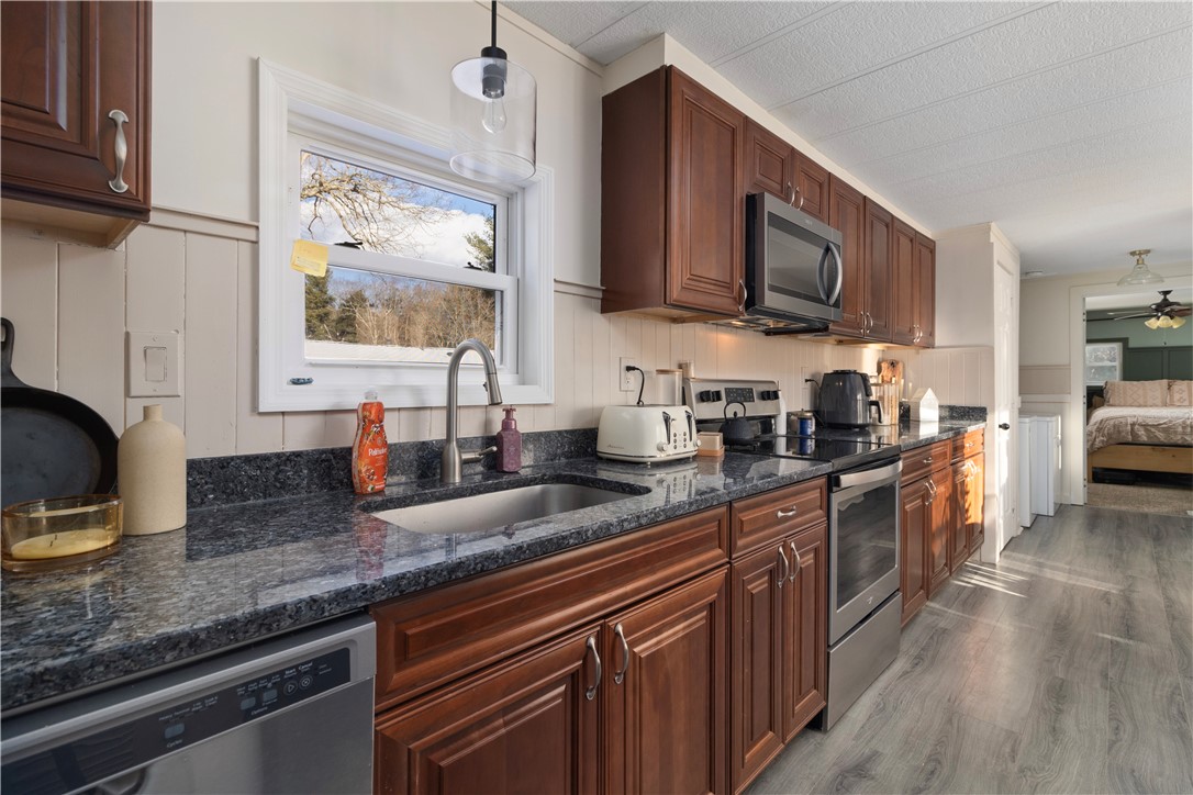 9 Sherwood Valley Lane Coventry, RI 02816 - Photo 5 of 30