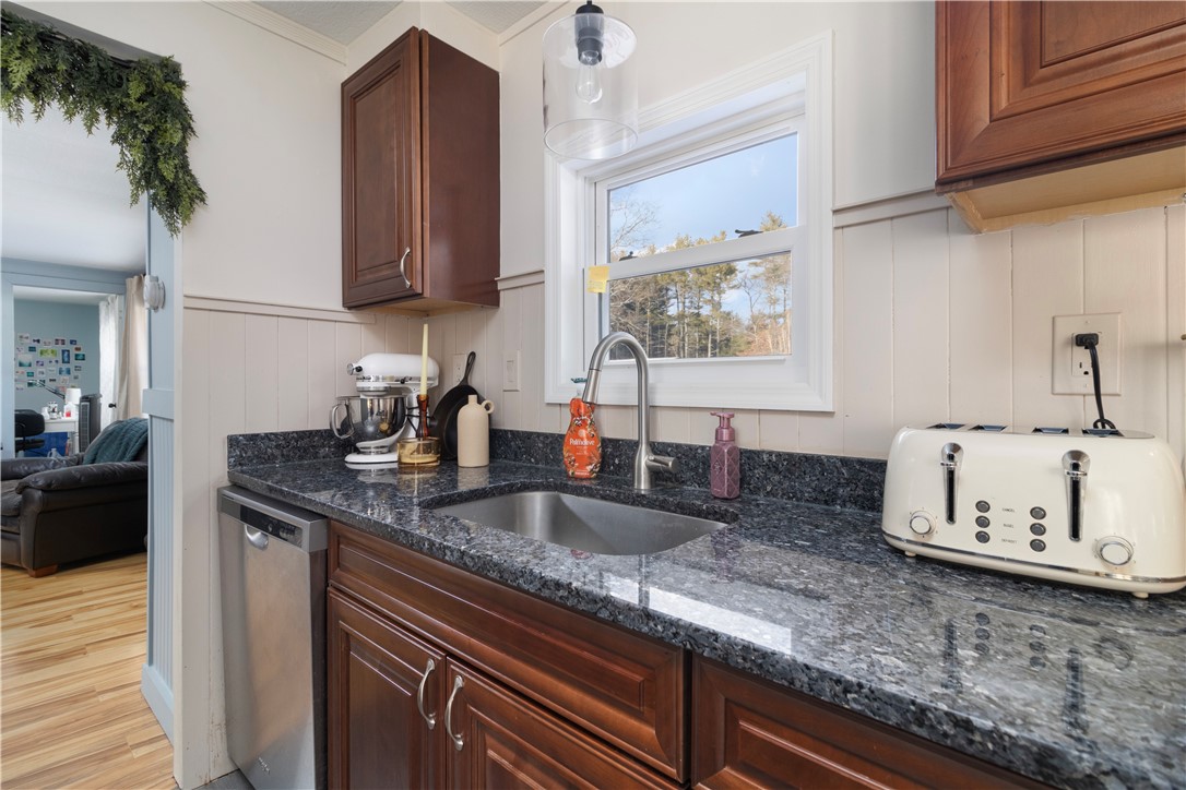 9 Sherwood Valley Lane Coventry, RI 02816 - Photo 8 of 30