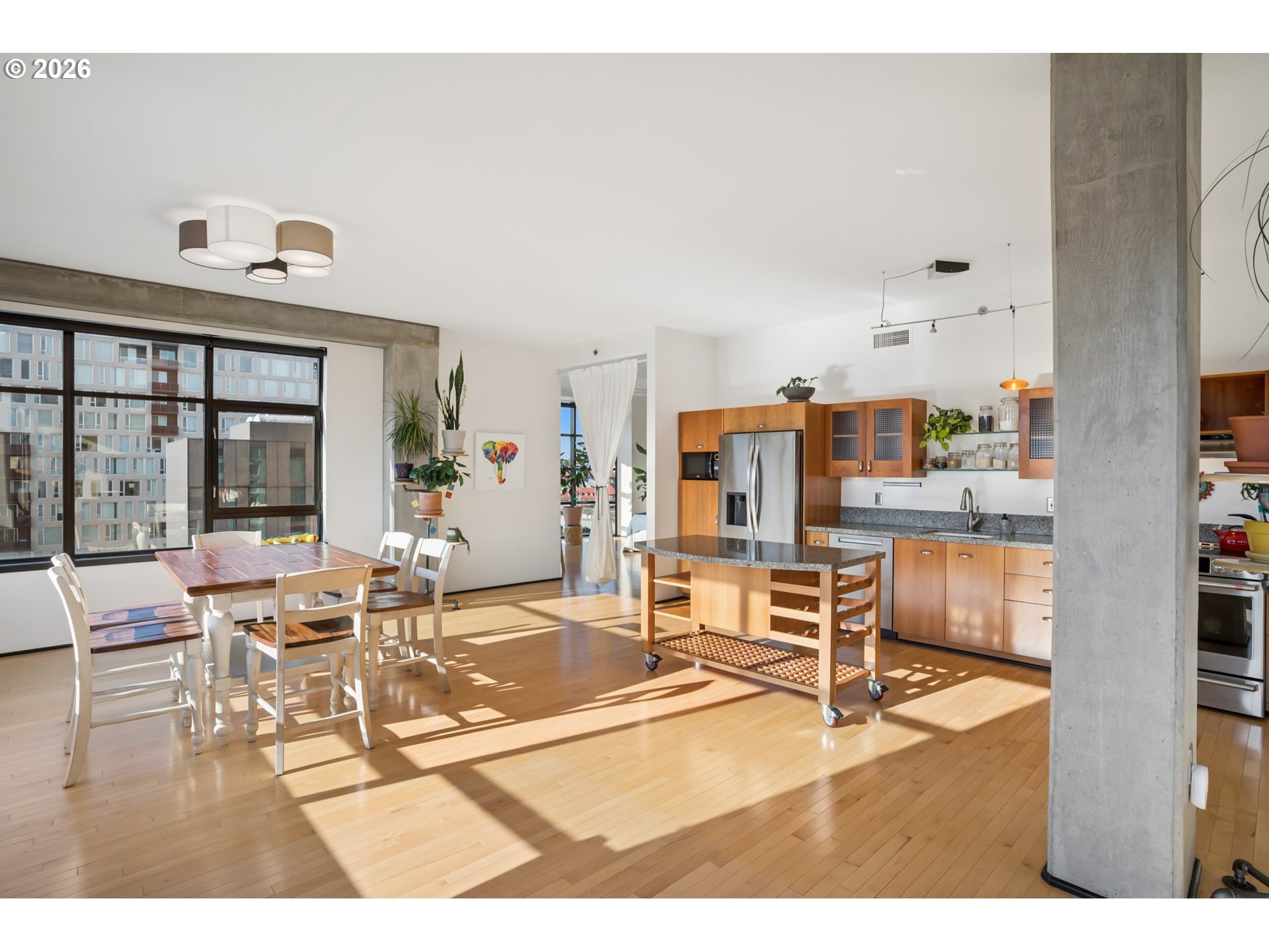 333 Northwest 9th Avenue, Unit 1015 Portland, OR 97209 - Photo 14 of 36