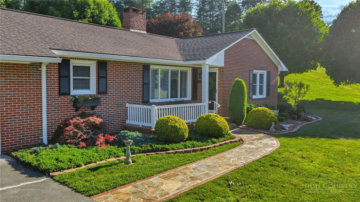 201 Reno Road West Jefferson, NC 28694 - Photo 10 of 45