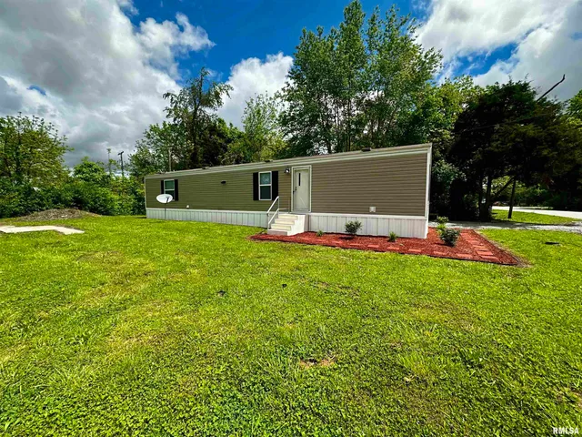 $59,900 | 806 & 808 Boyd Street, Eldorado, IL 62930