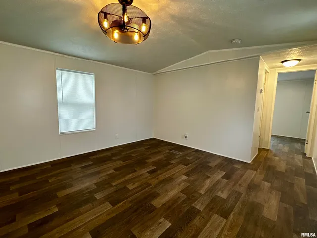 $59,900 | 806 & 808 Boyd Street, Eldorado, IL 62930