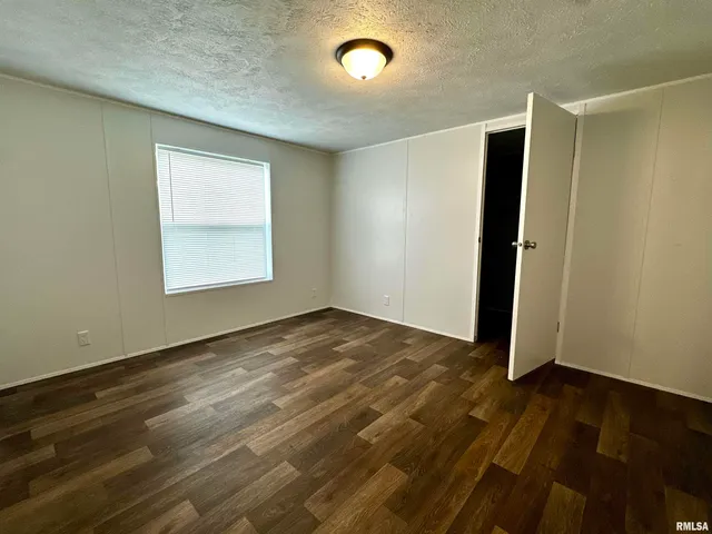 $59,900 | 806 & 808 Boyd Street, Eldorado, IL 62930