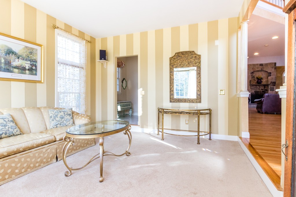 22 High Ridge Circle Franklin, MA 02038 - Photo 12 of 30 Gallery Image 12