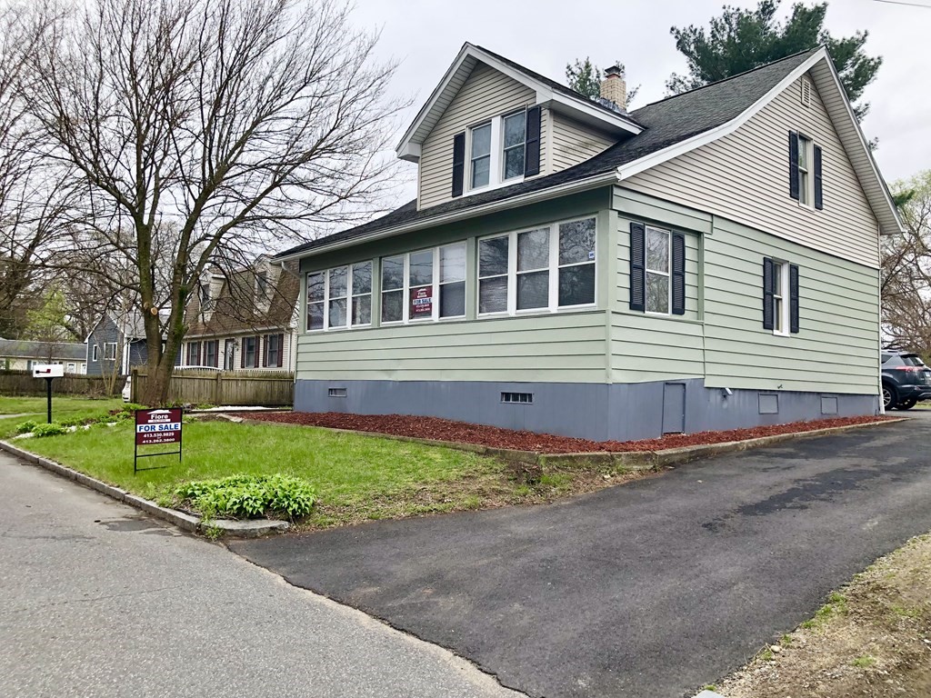 114 Almira Road Springfield, MA 01119 - Photo 23 of 24