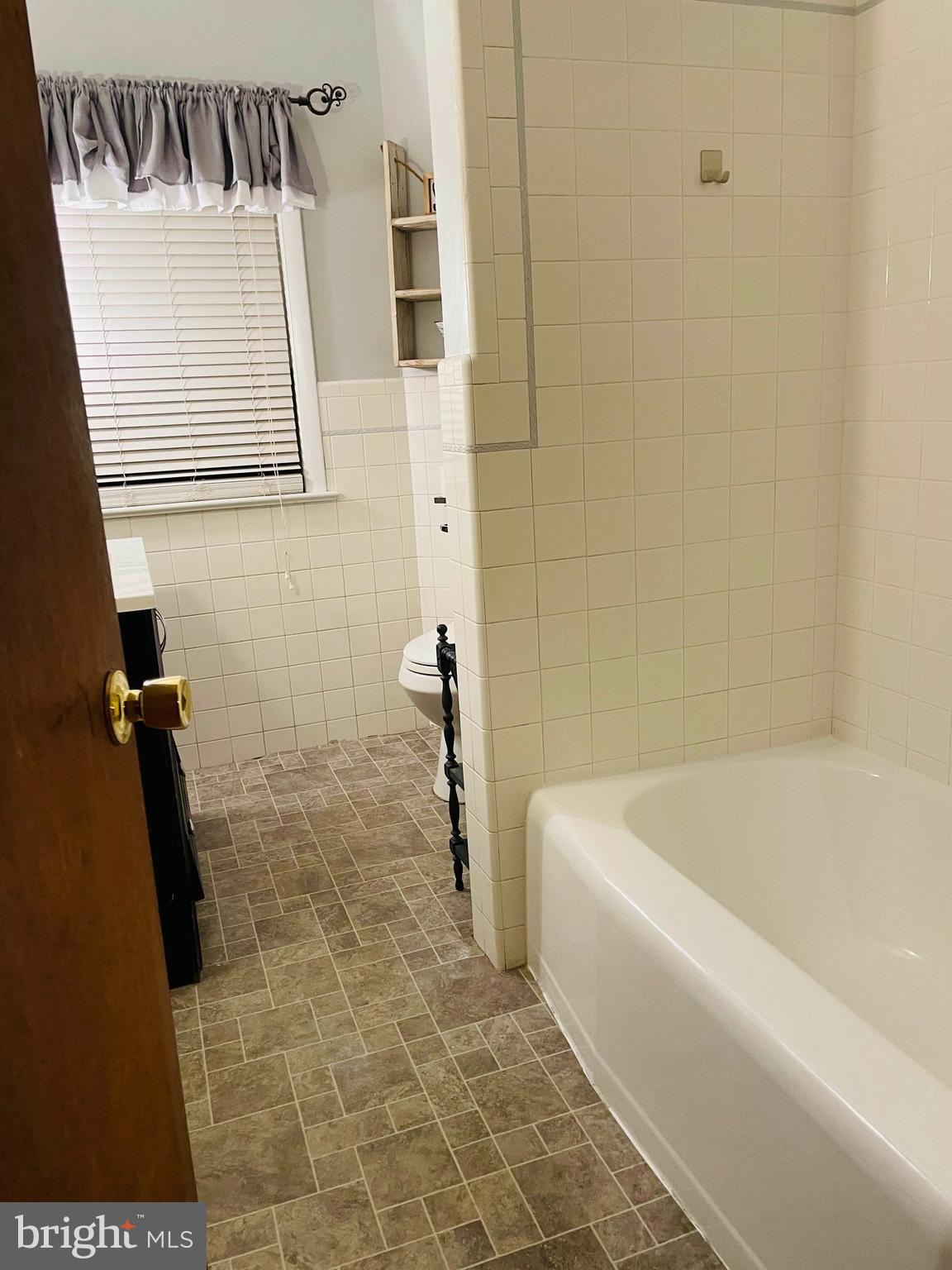 313 South Johnson Street Carneys Point, NJ 08069 - Photo 19 of 21 Gallery Image 19