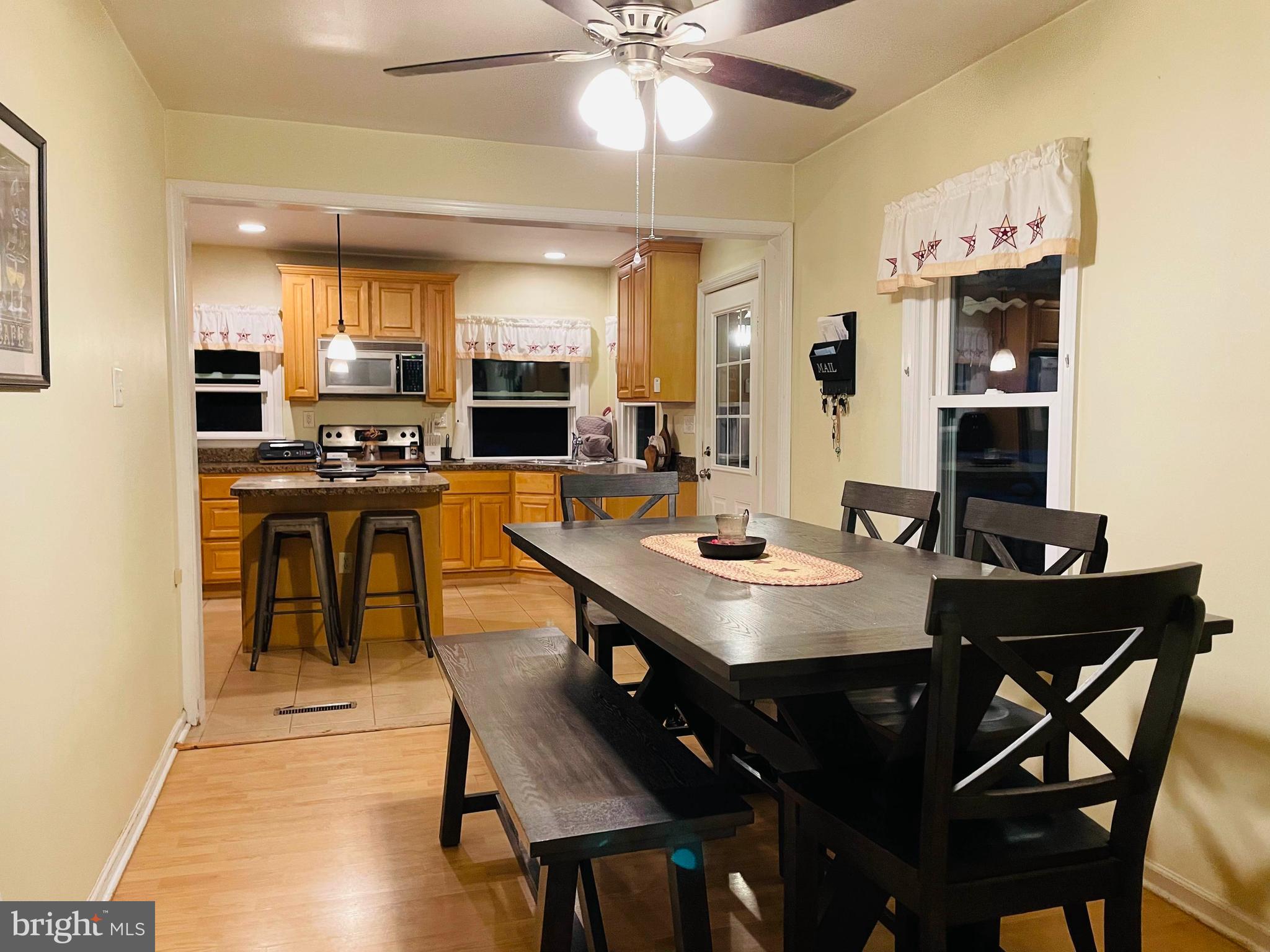 313 South Johnson Street Carneys Point, NJ 08069 - Photo 5 of 21 Gallery Image 5