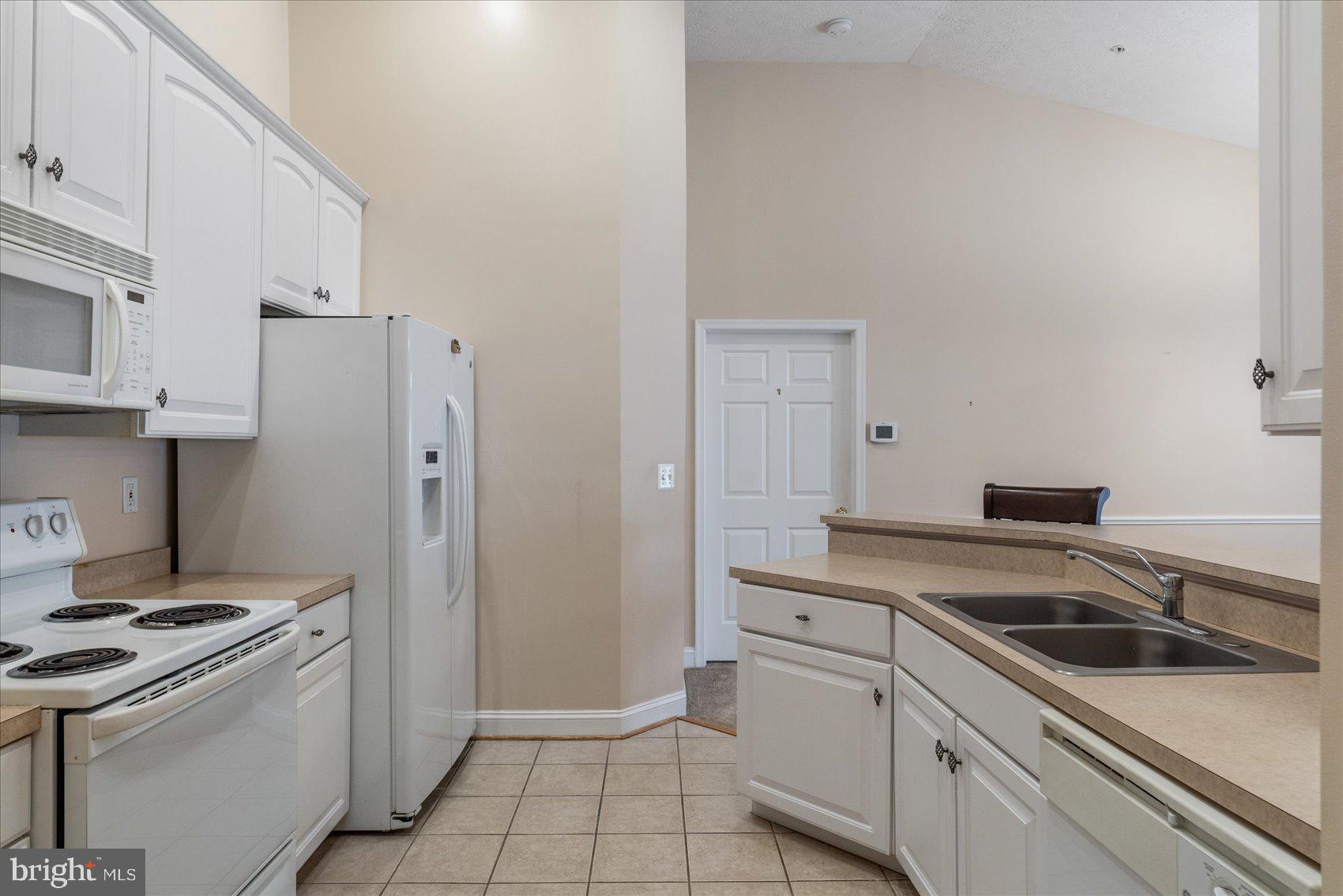 9609 Haven Farm Road, Unit M Perry Hall, MD 21128 - Photo 8 of 42 Inviting kitchen with plenty of cabinet space
