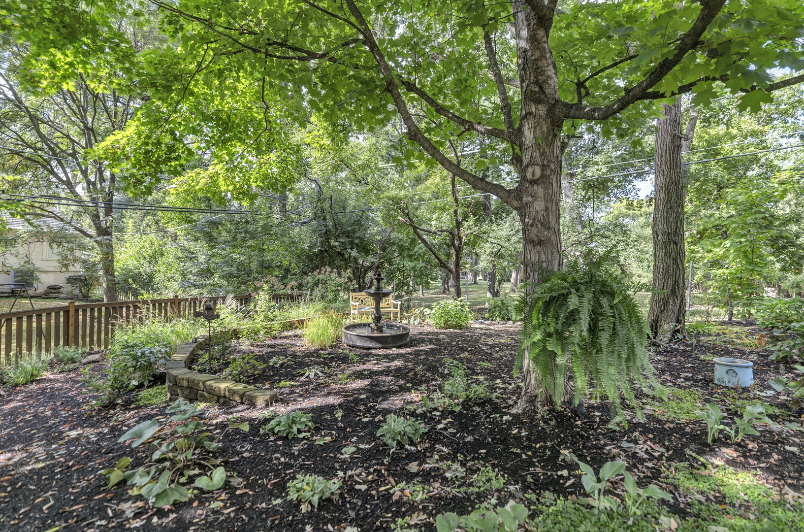 512 Forest Drive Addison, IL 60101 - Photo 17 of 61 a view of backyard with green space