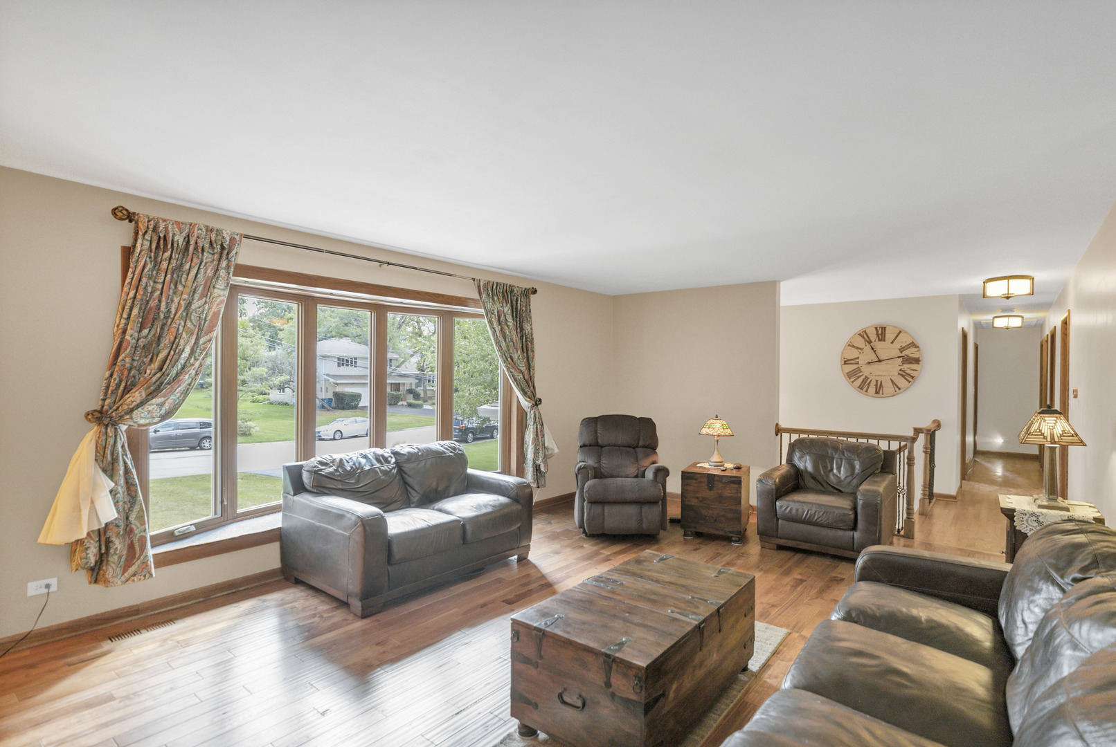 512 Forest Drive Addison, IL 60101 - Photo 19 of 61 a living room with furniture and a large window