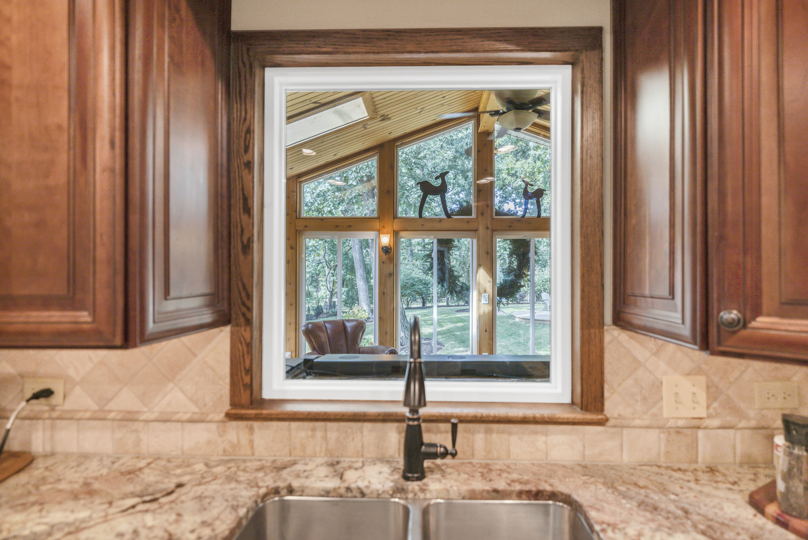 512 Forest Drive Addison, IL 60101 - Photo 34 of 61 a window with a sink