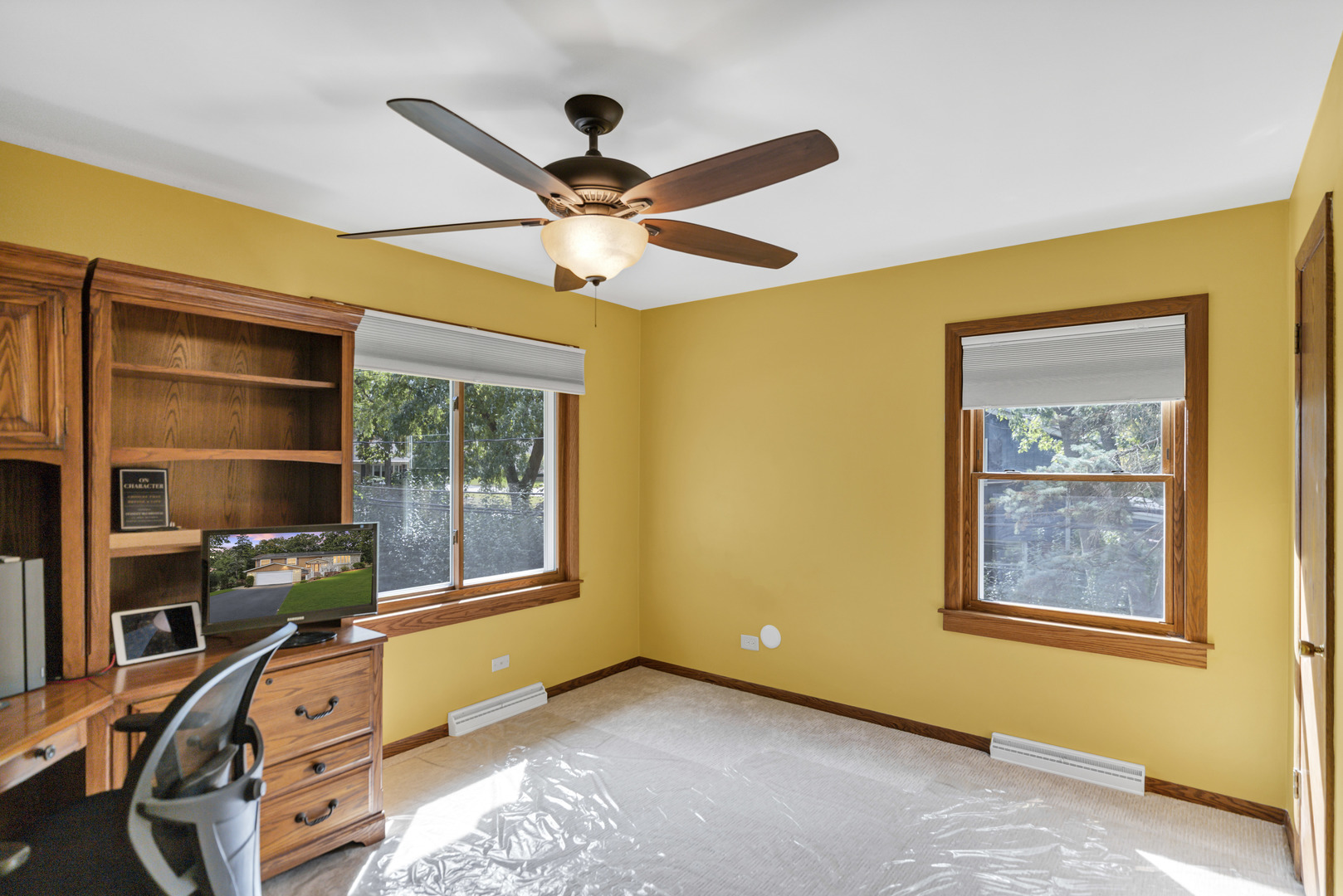 512 Forest Drive Addison, IL 60101 - Photo 42 of 61 a view of an empty room with a window