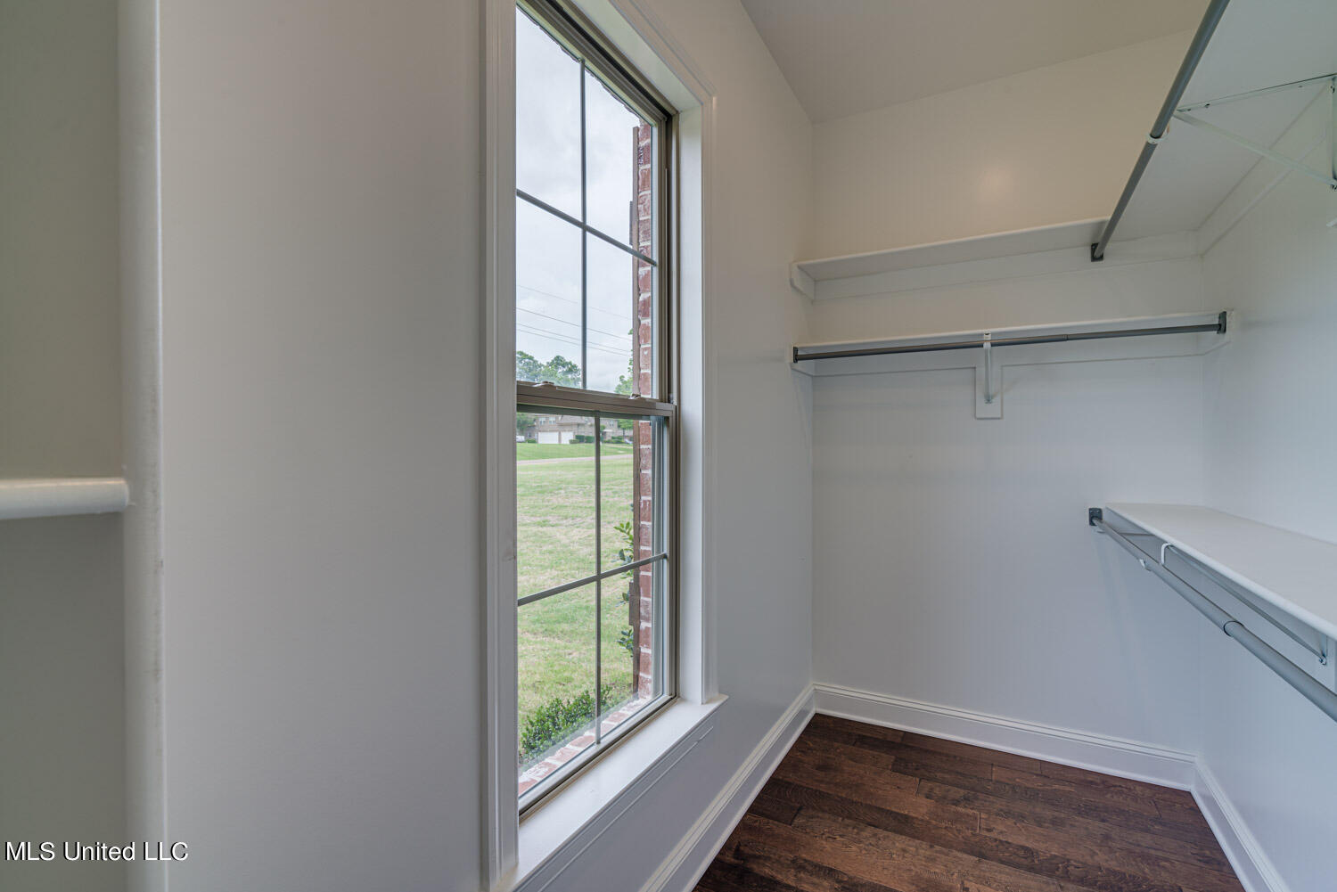 2054 Slocum Road Hernando, MS 38632 - Photo 15 of 26 Master Closet