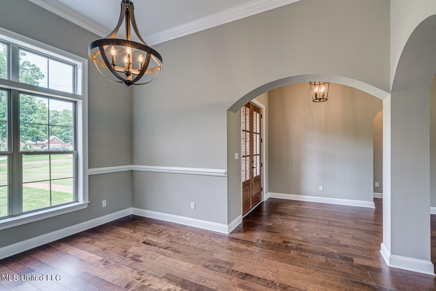 2054 Slocum Road Hernando, MS 38632 - Photo 4 of 26 Dining Room/Entry