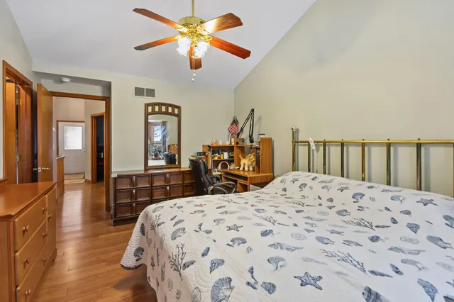 $285,000 | 4453 Thornwood Court, Warren, MI 48092