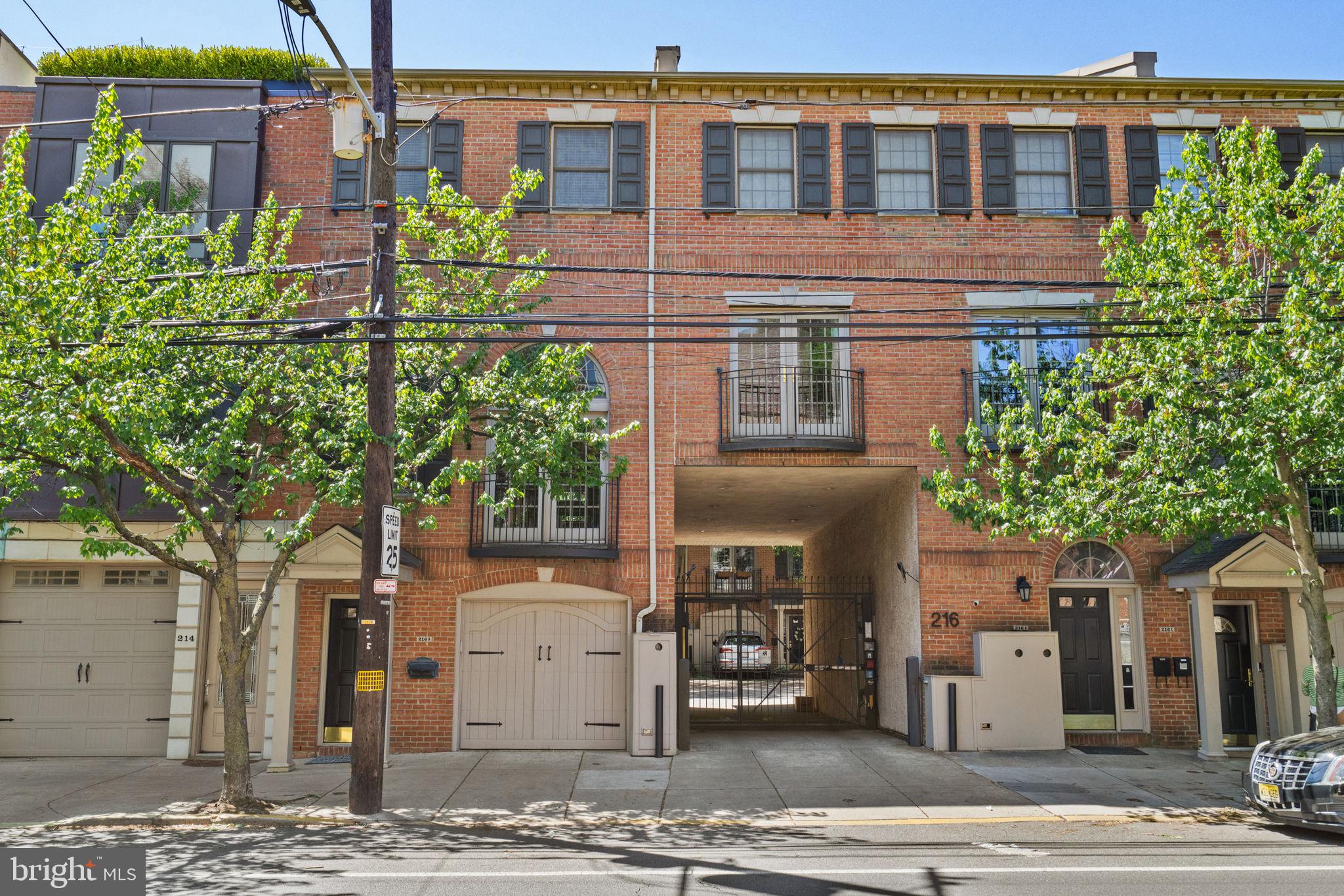 216 Christian Street, Unit A Philadelphia, PA 19147 - Photo 4 of 60