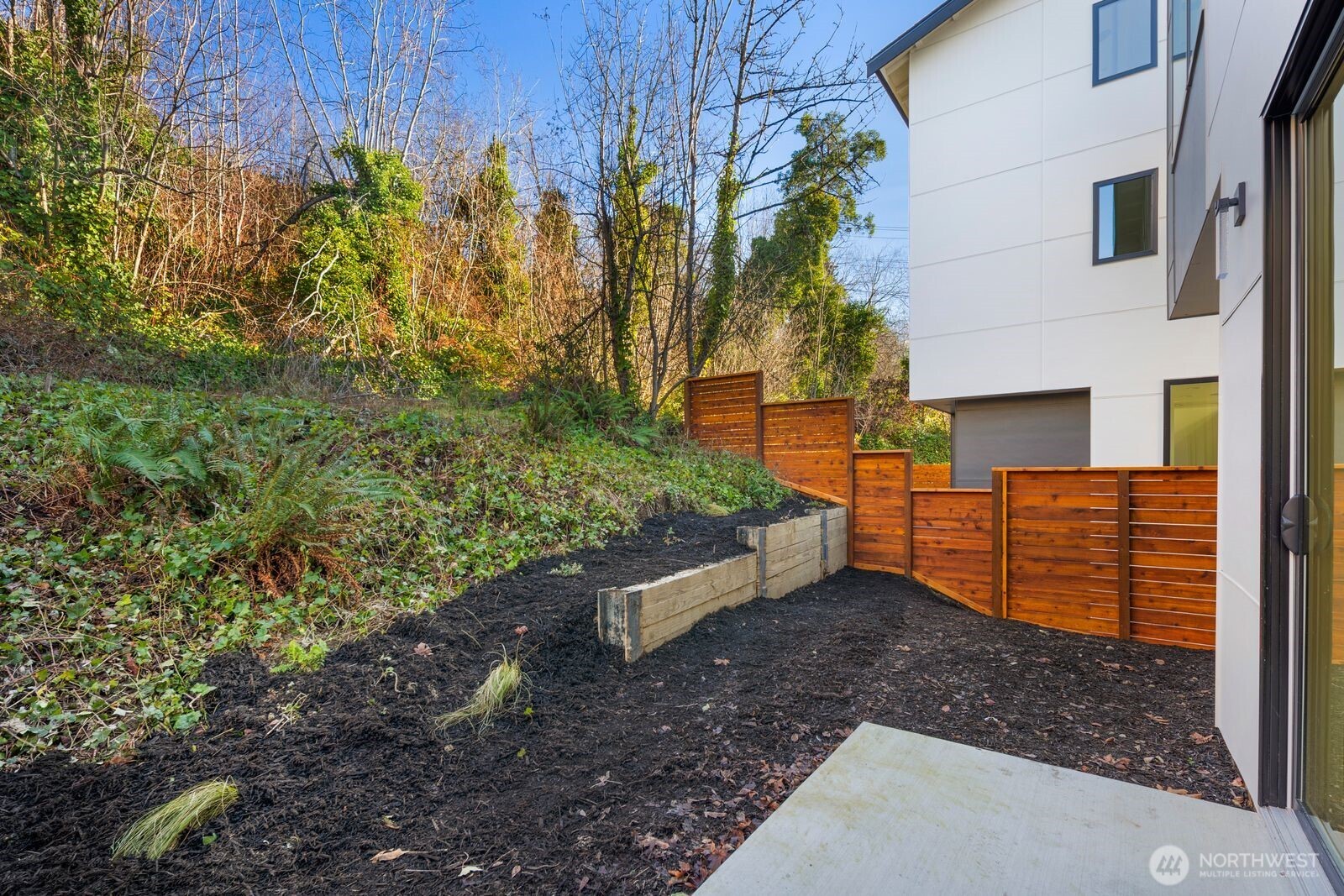 5246 23rd Avenue Southwest Seattle, WA 98106 - Photo 26 of 27