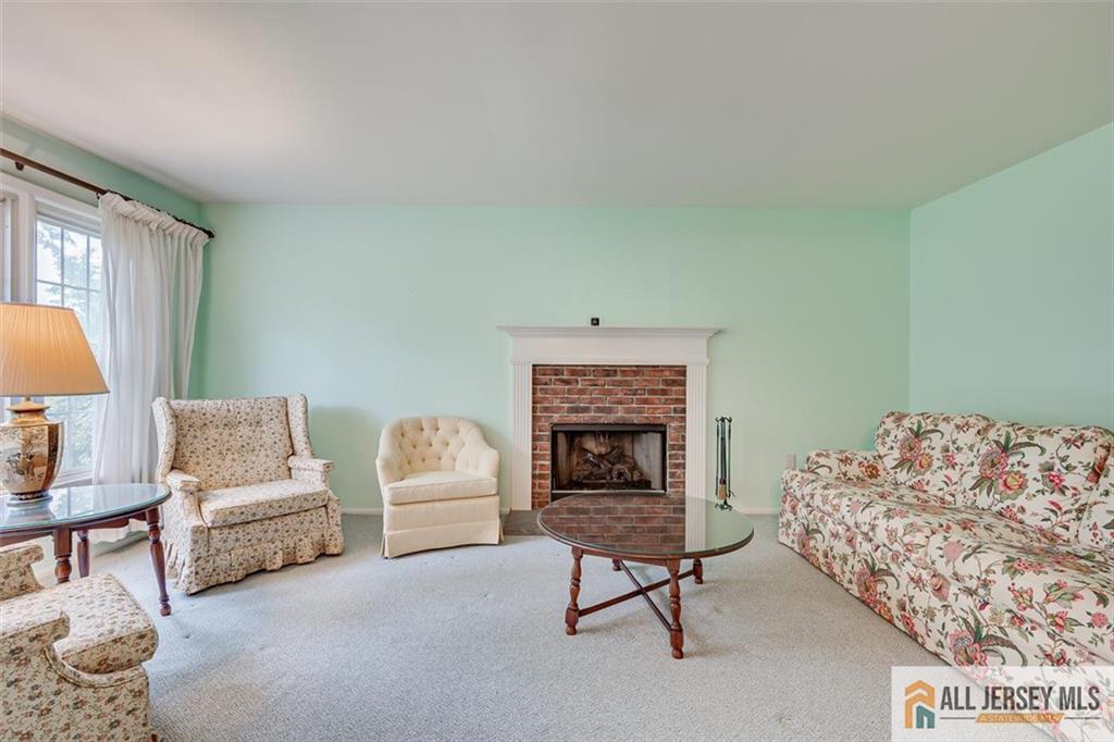 9 Boxwood Road Piscataway, NJ 08854 - Photo 15 of 51 Gallery Image 15