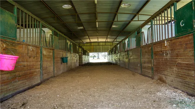 $1,200,000 | 4799 Cr 652 Other Tx 77480, Brazoria, TX 77422