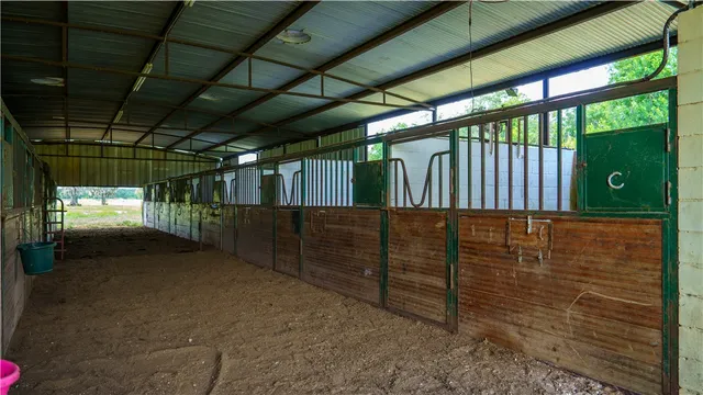 $1,200,000 | 4799 Cr 652 Other Tx 77480, Brazoria, TX 77422