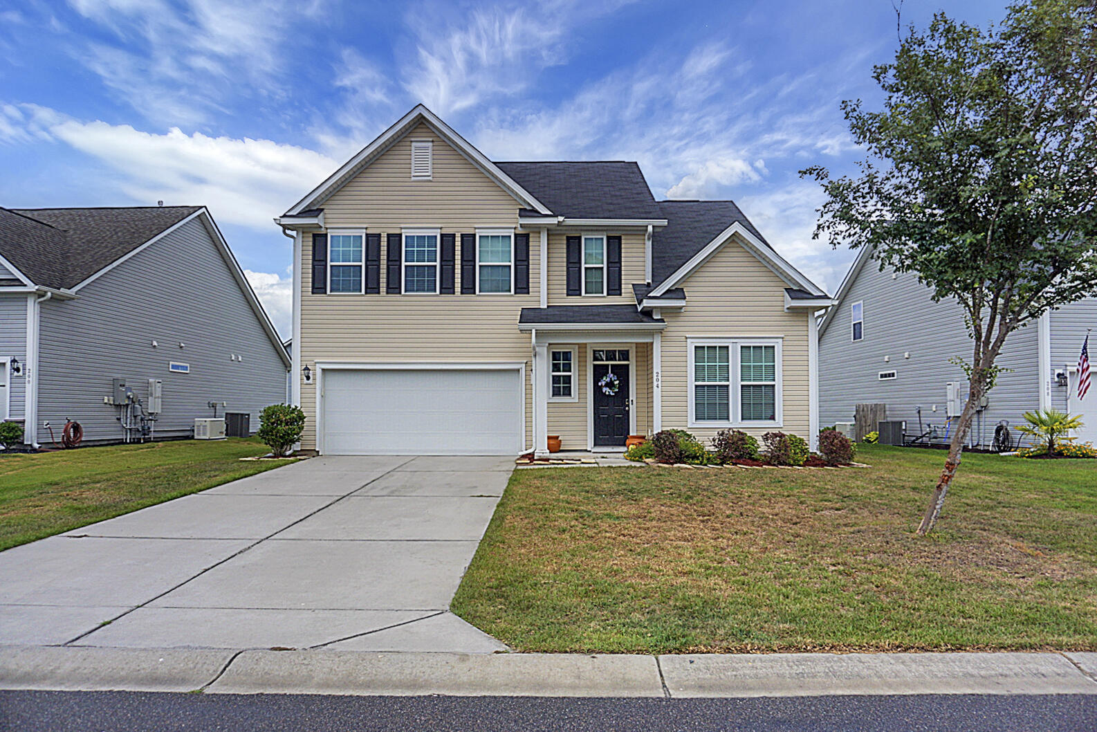 204 Spectrum Road Summerville, SC 29486 - Photo 2 of 43 DSC02824