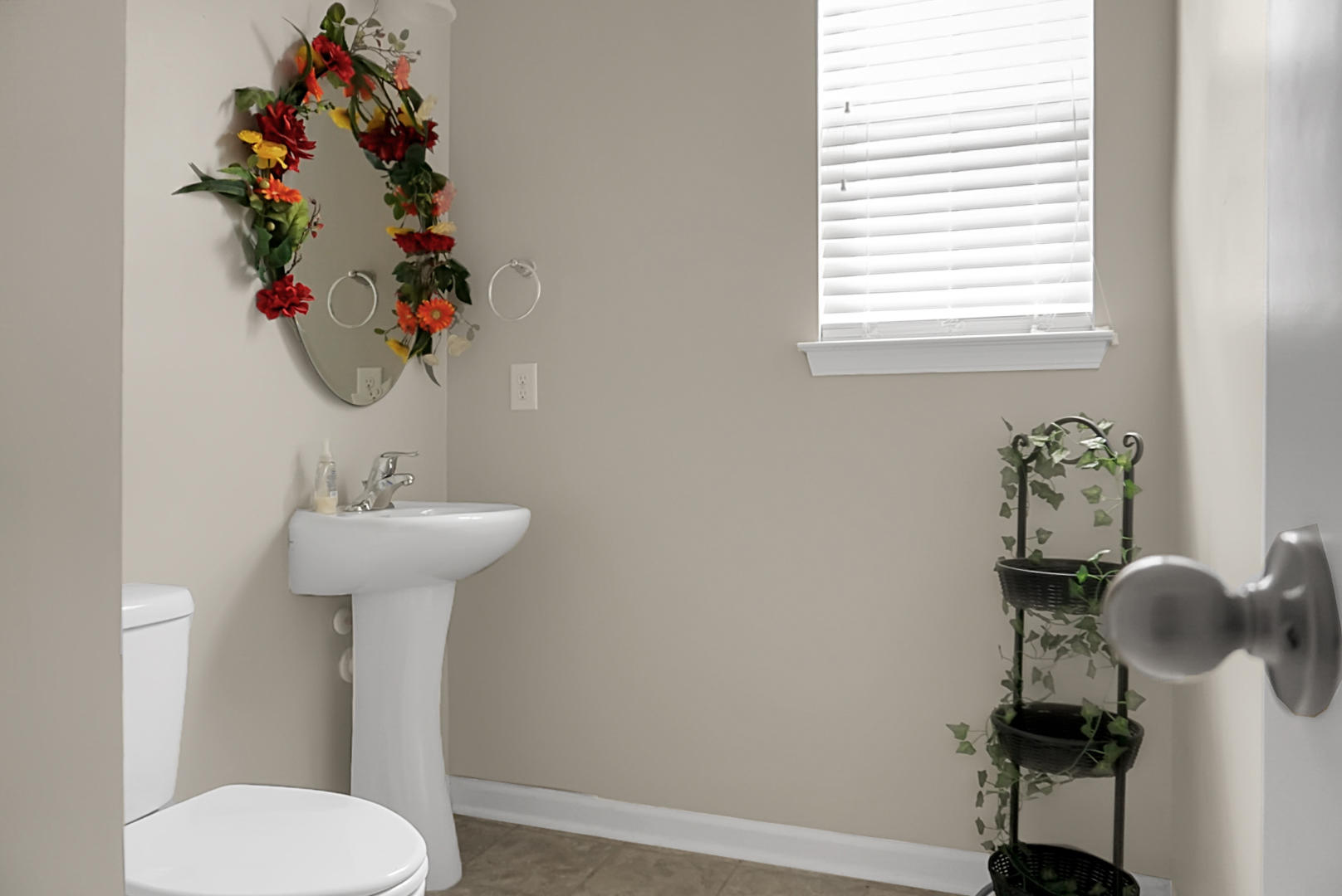 204 Spectrum Road Summerville, SC 29486 - Photo 13 of 43 DSC02897