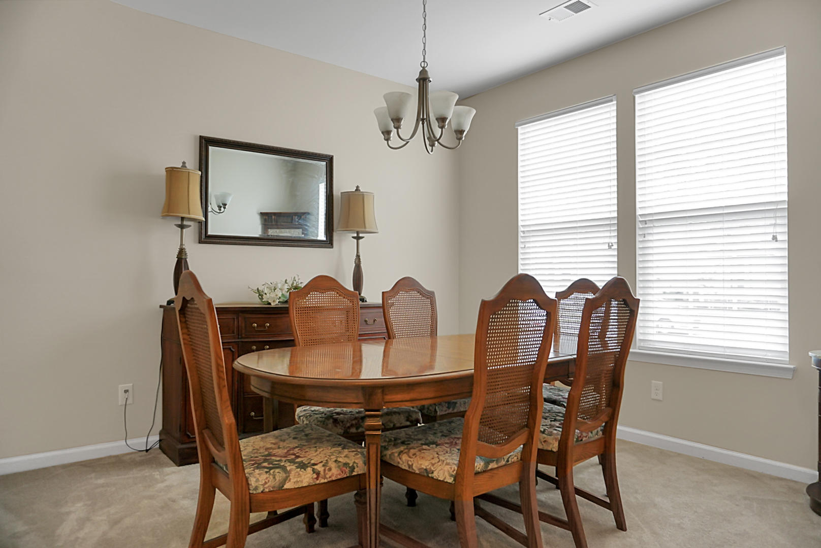204 Spectrum Road Summerville, SC 29486 - Photo 6 of 43 DSC02864