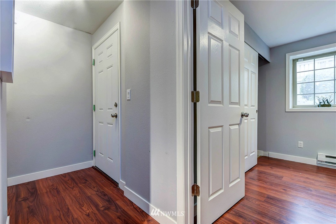 17413 119th Lane Southeast, Unit F12 Renton, WA 98058 - Photo 14 of 17 Gallery Image 14